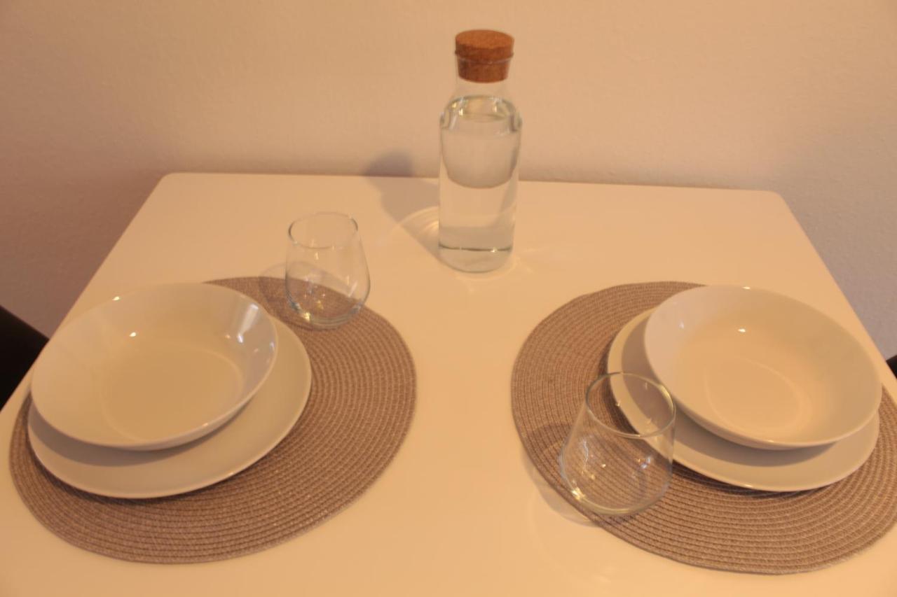 Zentral. Stylisch. Balkon&parkplatz. Netflix Apartment